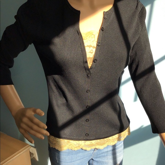 Sweater - Picture 1 of 5